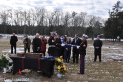 Last-Salute-military-funeral-guard-93