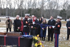 Last-Salute-military-funeral-guard-94