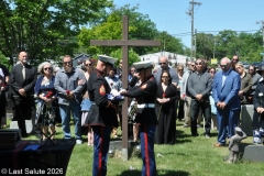 Last-Salute-military-funeral-guard-102
