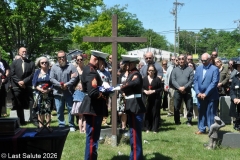 Last-Salute-military-funeral-guard-104