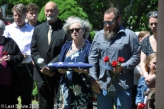 Last-Salute-military-funeral-guard-129