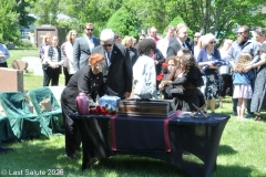 Last-Salute-military-funeral-guard-138