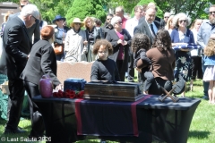 Last-Salute-military-funeral-guard-140