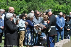 Last-Salute-military-funeral-guard-43