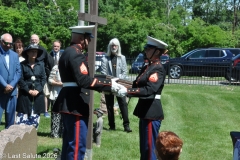 Last-Salute-military-funeral-guard-45