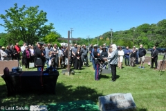Last-Salute-military-funeral-guard-47