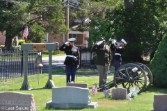 Last-Salute-military-funeral-guard-64