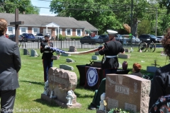 Last-Salute-military-funeral-guard-87