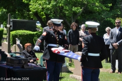 Last-Salute-military-funeral-guard-93