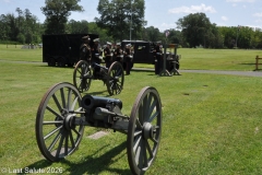 Last-Salute-military-funeral-guard-111