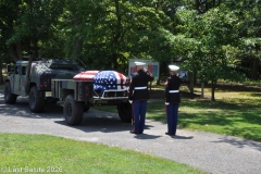 Last-Salute-military-funeral-guard-52