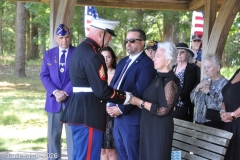 Last-Salute-military-funeral-guard-77