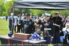 Last-Salute-Military-Funeral-Honor-Guard-14