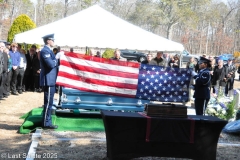 Last-Salute-military-funeral-honor-guard-98