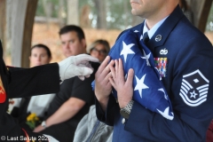 Last-Salute-military-funeral-guard-103