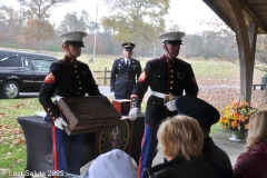 Last-Salute-military-funeral-guard-34