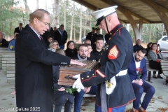 Last-Salute-military-funeral-guard-48