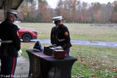 Last-Salute-military-funeral-guard-52