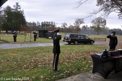 Last-Salute-military-funeral-guard-75