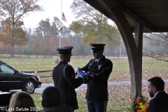 Last-Salute-military-funeral-guard-93