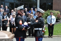 Last-Salute-military-funeral-guard-100