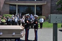 Last-Salute-military-funeral-guard-106