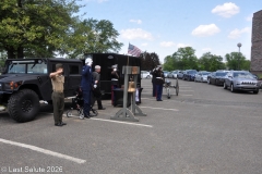 Last-Salute-military-funeral-guard-14