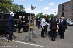 Last-Salute-military-funeral-guard-16