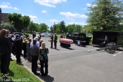 Last-Salute-military-funeral-guard-23