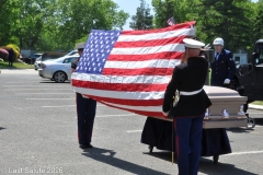 Last-Salute-military-funeral-guard-76