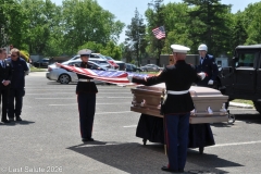 Last-Salute-military-funeral-guard-78