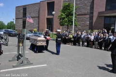 Last-Salute-military-funeral-guard-86
