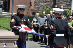 Last-Salute-military-funeral-guard-90