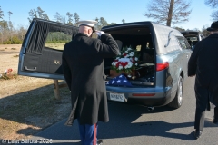Last-Salute-military-funeral-guard-5799