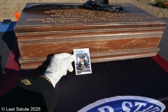 Last-Salute-military-funeral-guard-5805