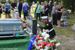 Last-Salute-military-funeral-guard-114