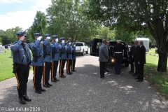 Last-Salute-military-funeral-guard-15