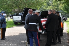 Last-Salute-military-funeral-guard-19
