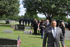 Last-Salute-military-funeral-guard-21