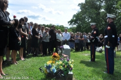 Last-Salute-military-funeral-guard-48