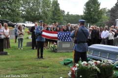 Last-Salute-military-funeral-guard-78
