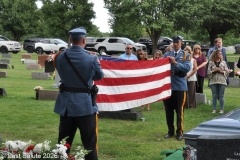 Last-Salute-military-funeral-guard-80