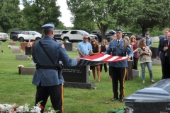 Last-Salute-military-funeral-guard-81