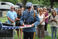 Last-Salute-military-funeral-guard-87