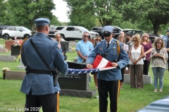 Last-Salute-military-funeral-guard-91