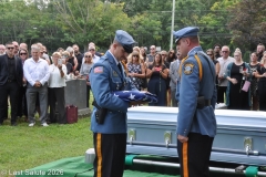 Last-Salute-military-funeral-guard-98