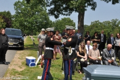 Last-Salute-military-funeral-guard-109