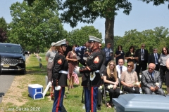 Last-Salute-military-funeral-guard-120