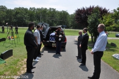 Last-Salute-military-funeral-guard-13