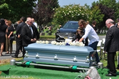 Last-Salute-military-funeral-guard-141